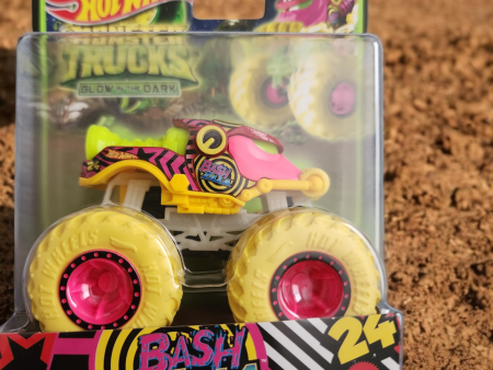 Hot Wheels Glows in the Dark Monster Trucks Cheap